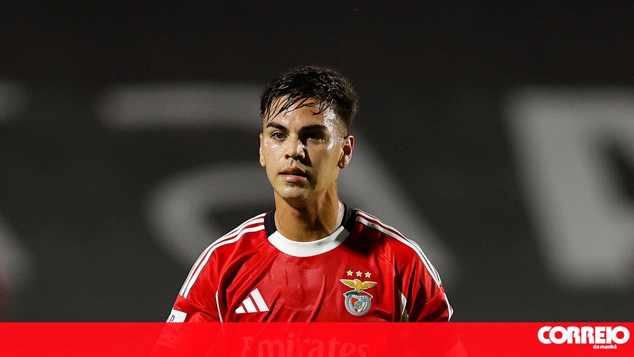 Enzo Barrenechea tries to justify a post about FC Porto with... five words