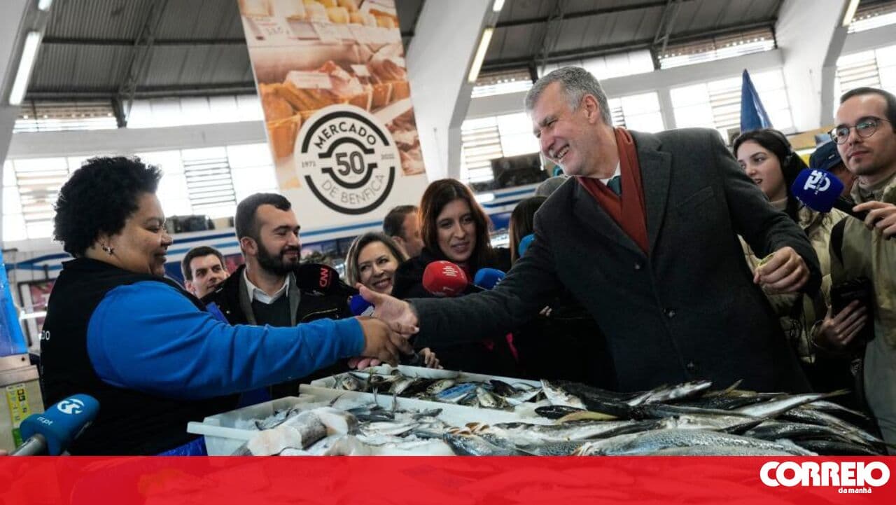 Gouveia e Melo warns of Ventura victory with IL's support and a free vote in the PSD