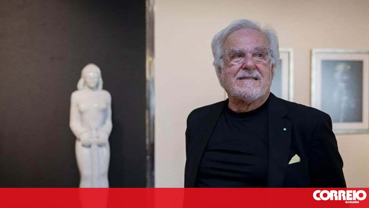 Sculptor Francisco Simões dies, champion of 'democratic access to art'