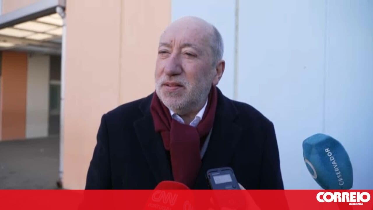 "I hope the Portuguese participate and honour this right": António Filipe voted in Loures