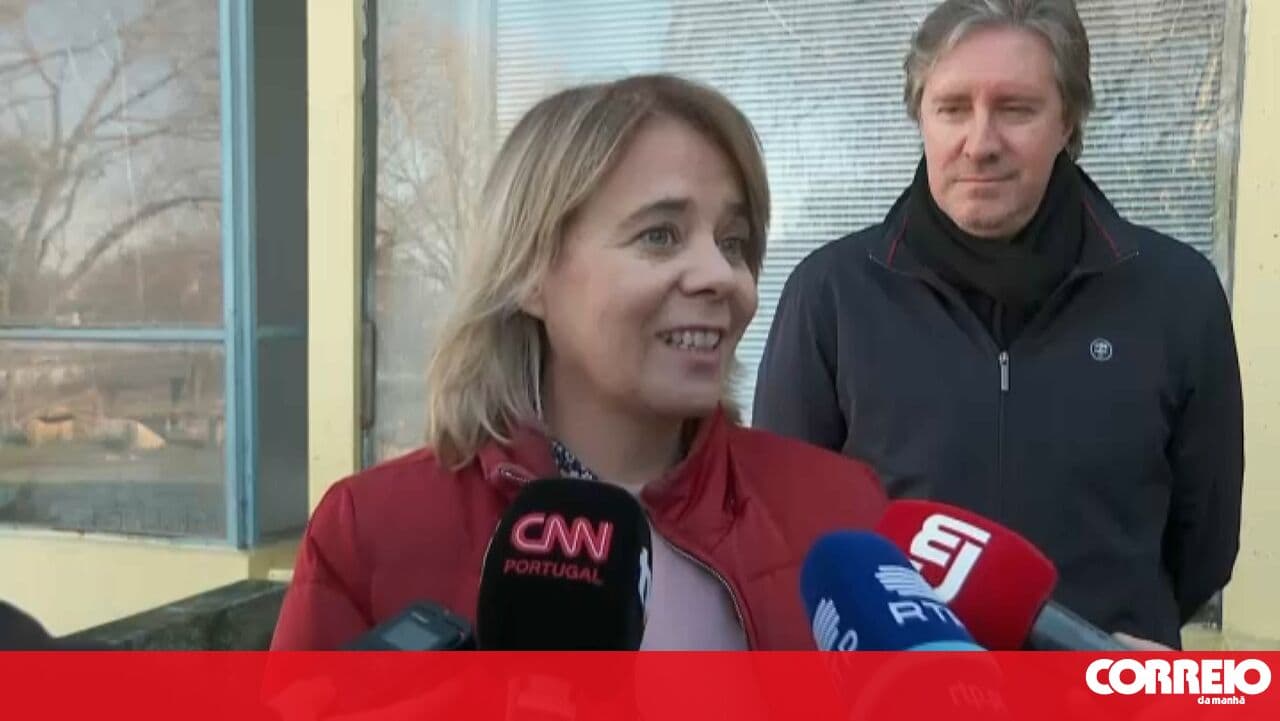 'The right to vote is a responsibility': Catarina Martins voted at 10:30am in Porto