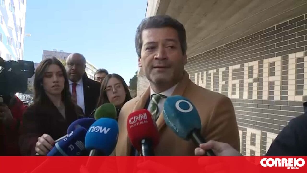 'Democracy wins when we participate': André Ventura casts his vote and urges people to go to the polls