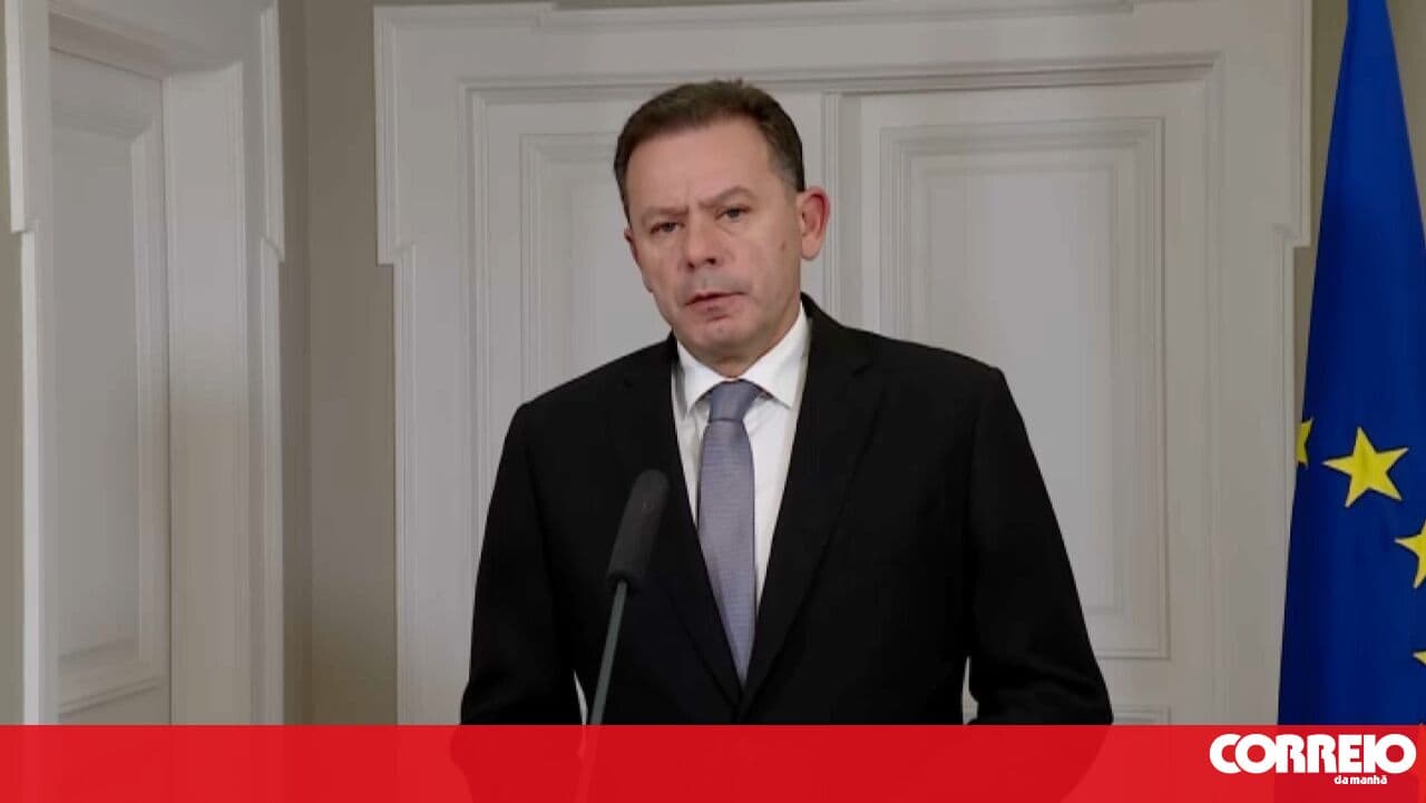 Montenegro says Marques Mendes was 'the best option' but leaves candidate alone in his concession speech