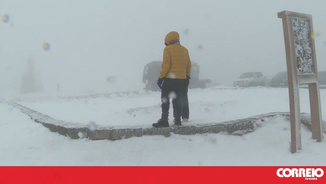 It's going to snow! Northern and Central districts are under a red warning