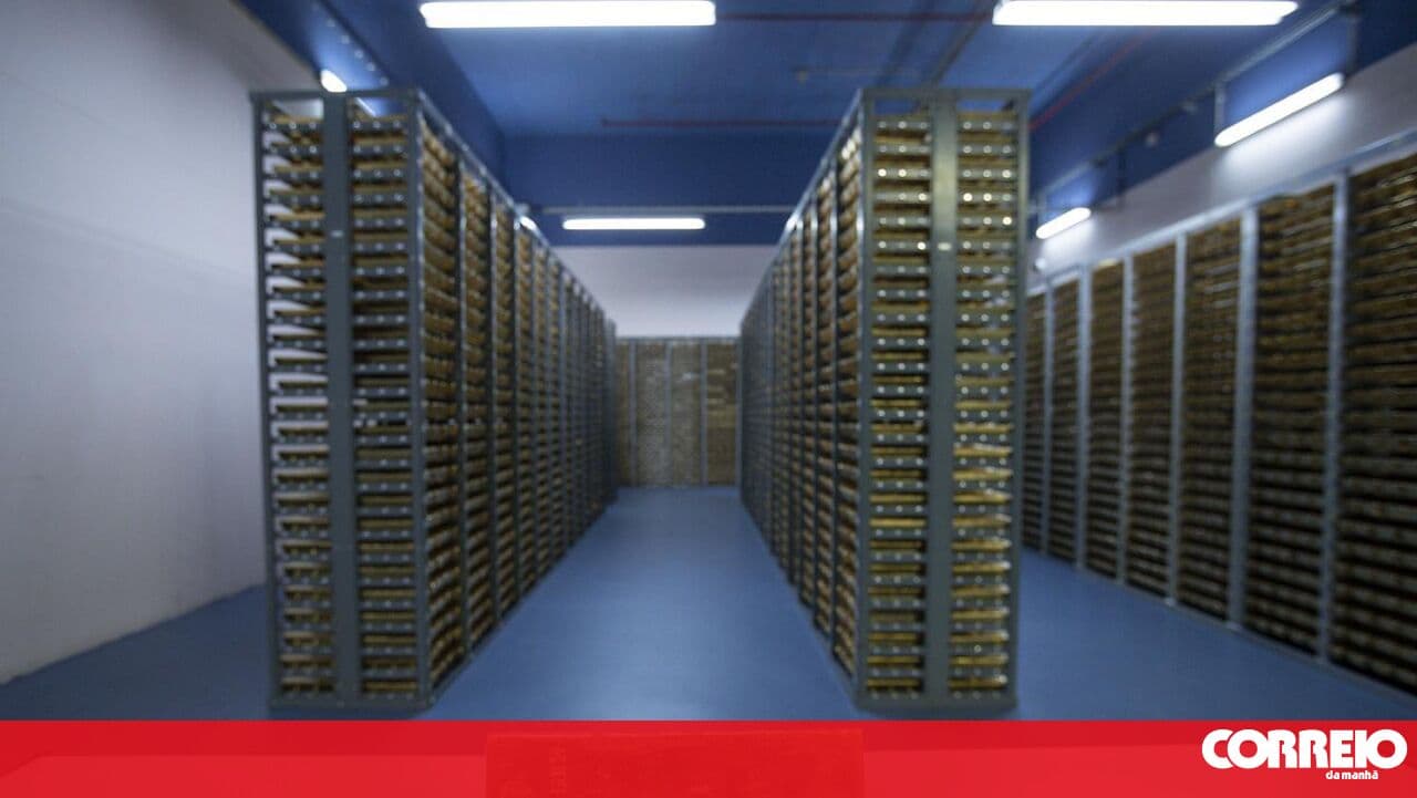 Bank of Portugal's gold is now worth more than €50 billion