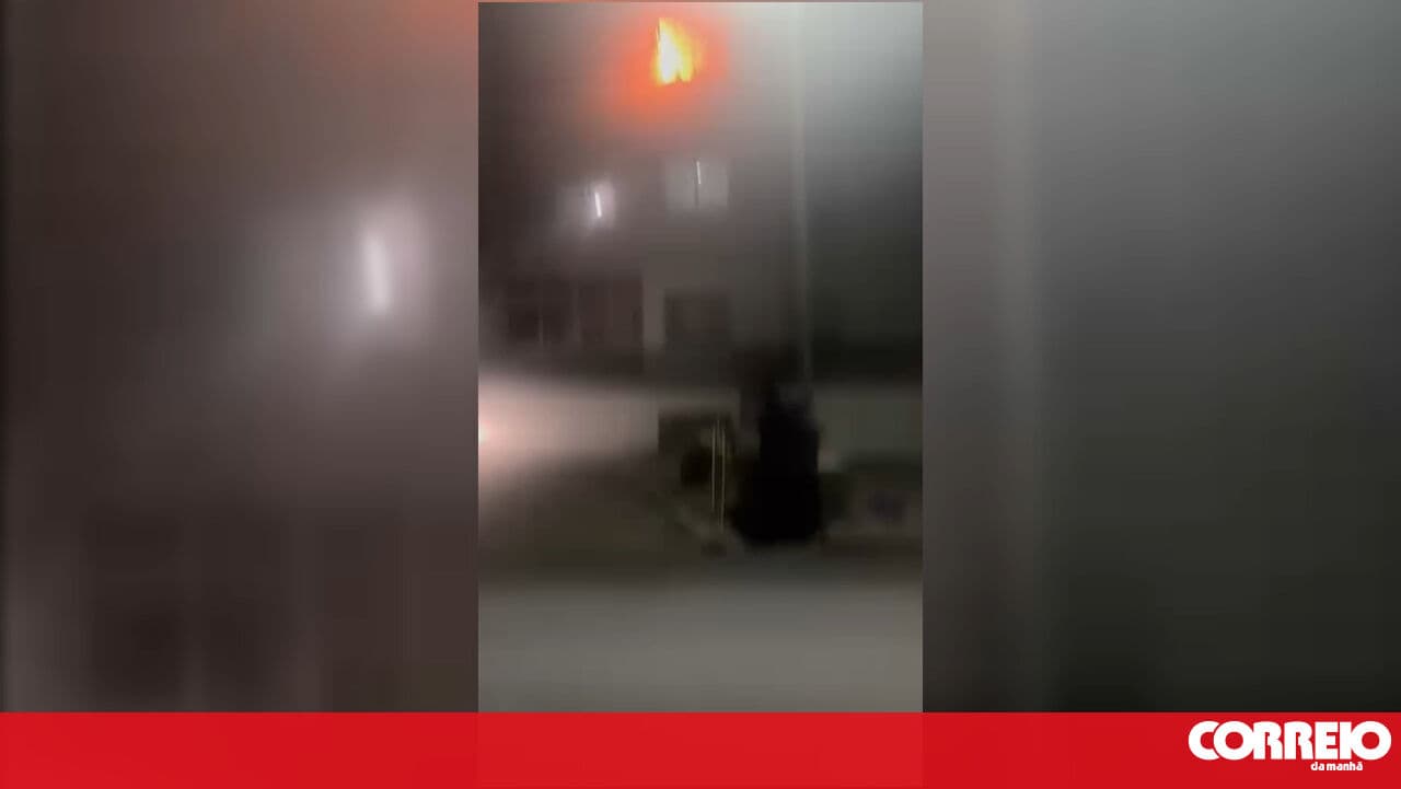 Five injured in apartment fire in Cascais