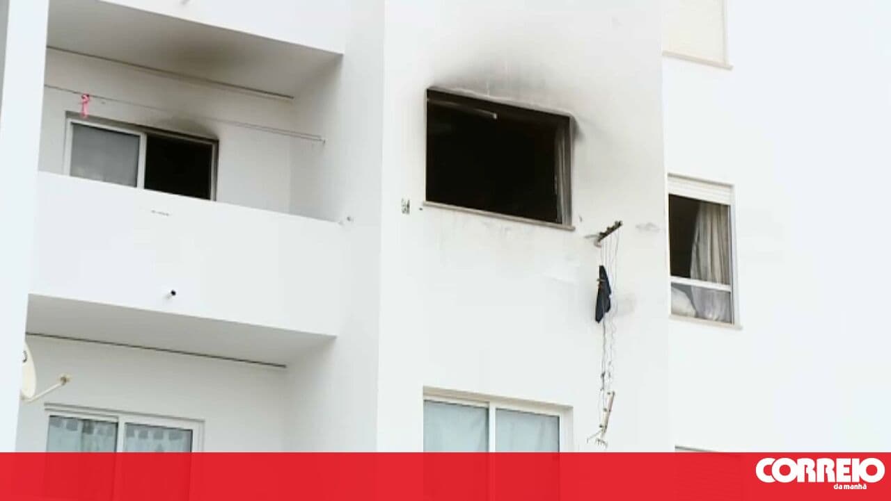 Apartment fire in Cascais injures five and displaces nine