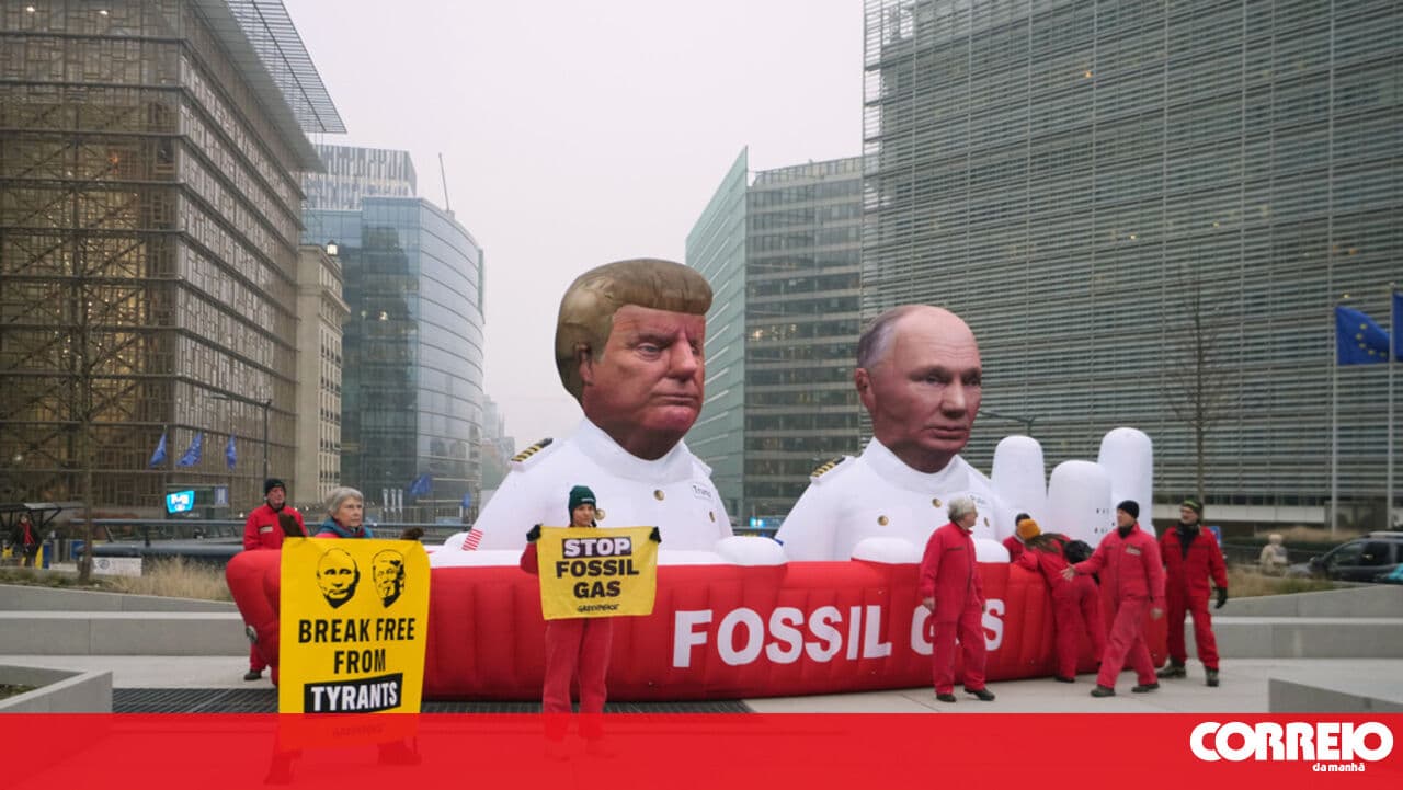 Greenpeace criticises EU for swapping Russian gas for US supplies