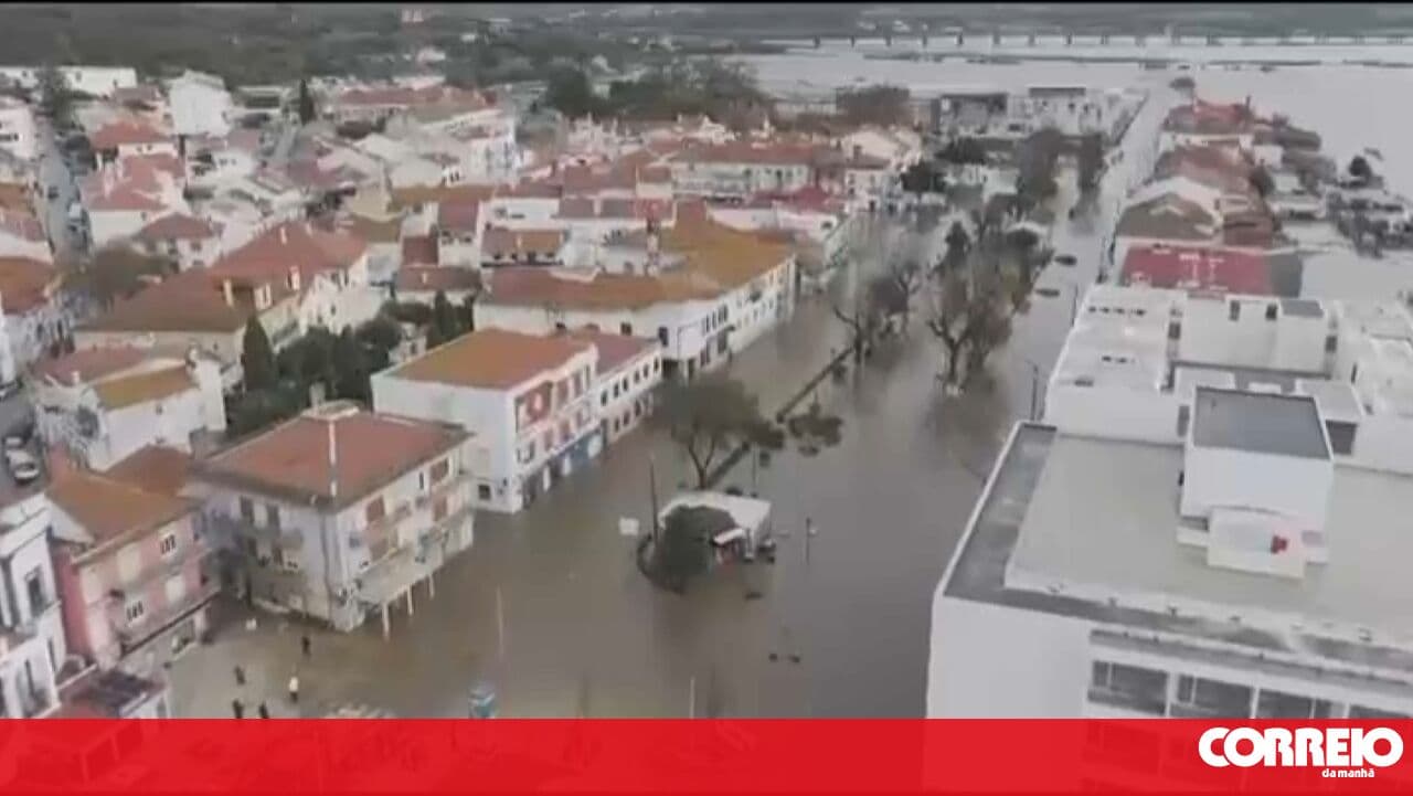 Several districts remain under warnings due to rain, wind, snow and swell