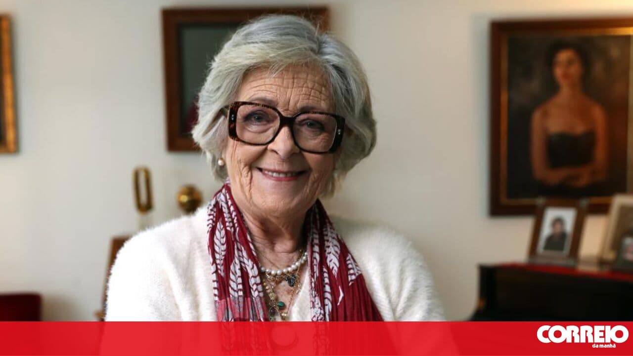 Simone de Oliveira moves an entire room in rare moment shared by FF