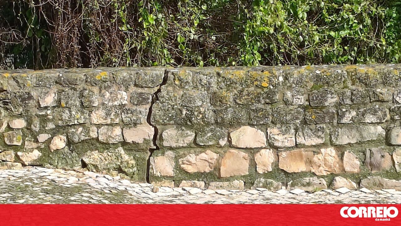 Car park evacuated over risk of retaining-wall collapse in Santarém