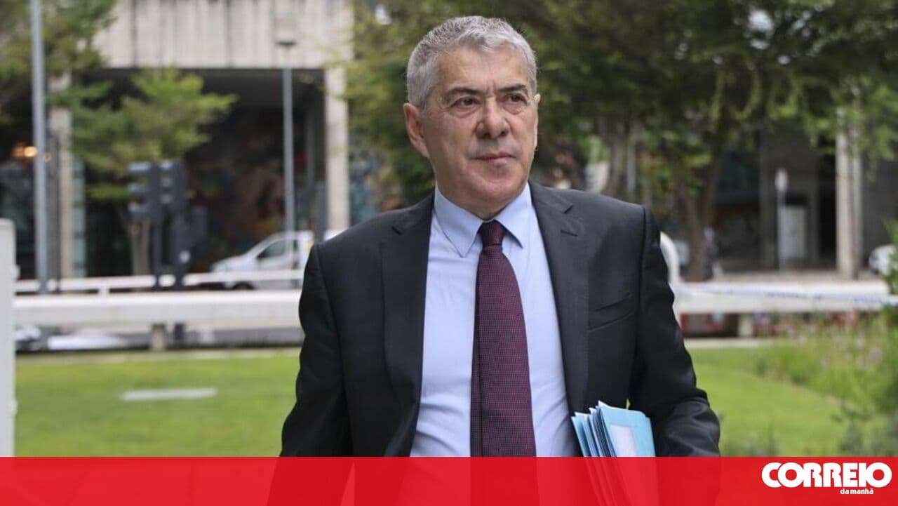 Technology bypasses resignations of Sócrates' lawyers