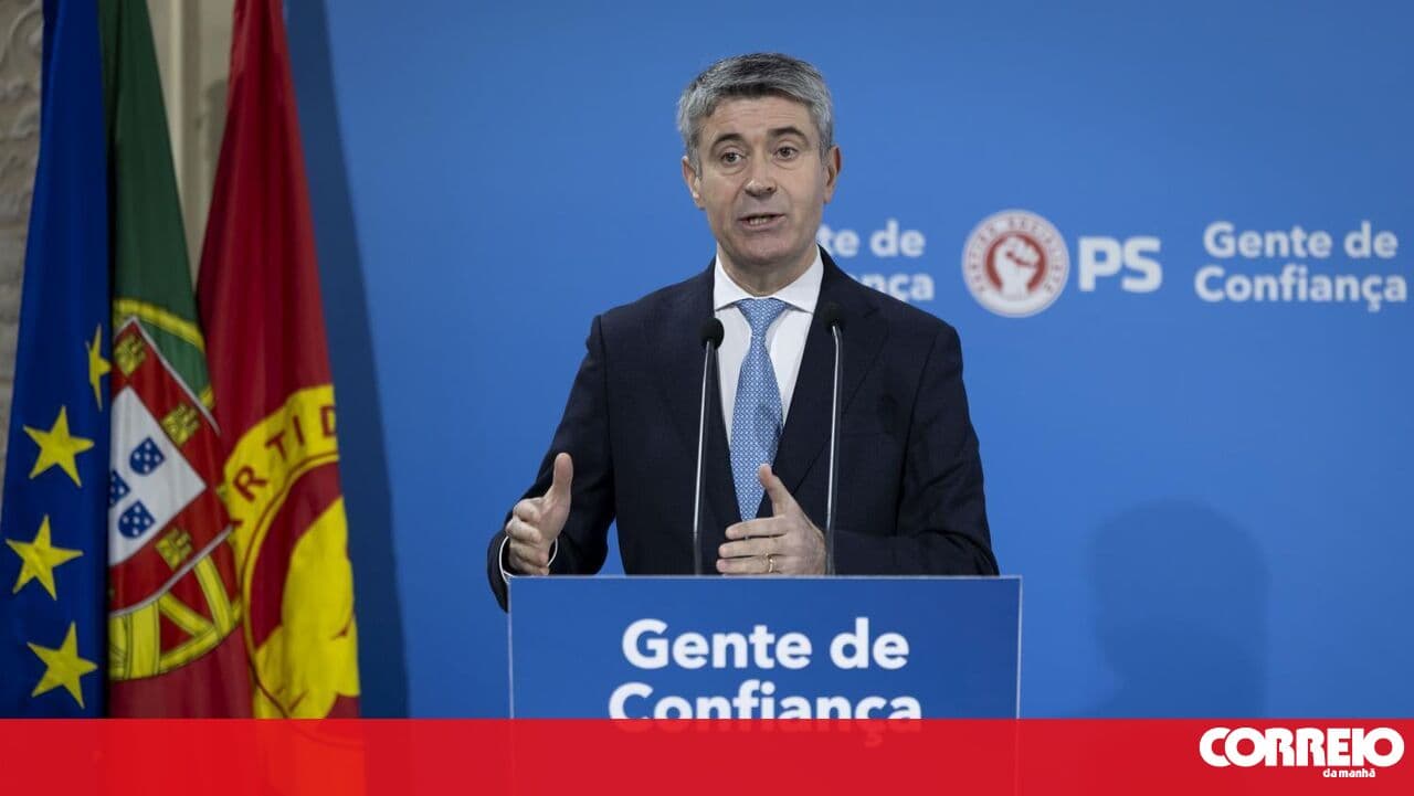 Carneiro accuses Montenegro of being "disconnected from reality" and insensitive to inflation