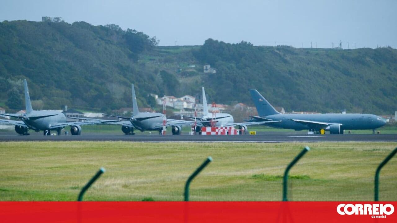 Lajes Base has the largest presence of US aircraft since the start of the Middle East conflict