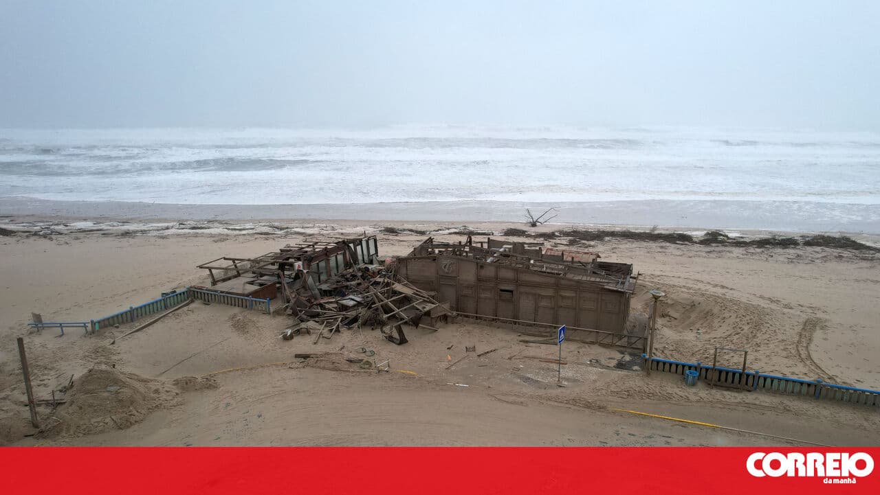 Repairing the coastline by the bathing season costs 15 million euros