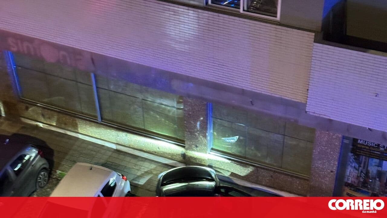 Four-car collision leaves one injured in Porto