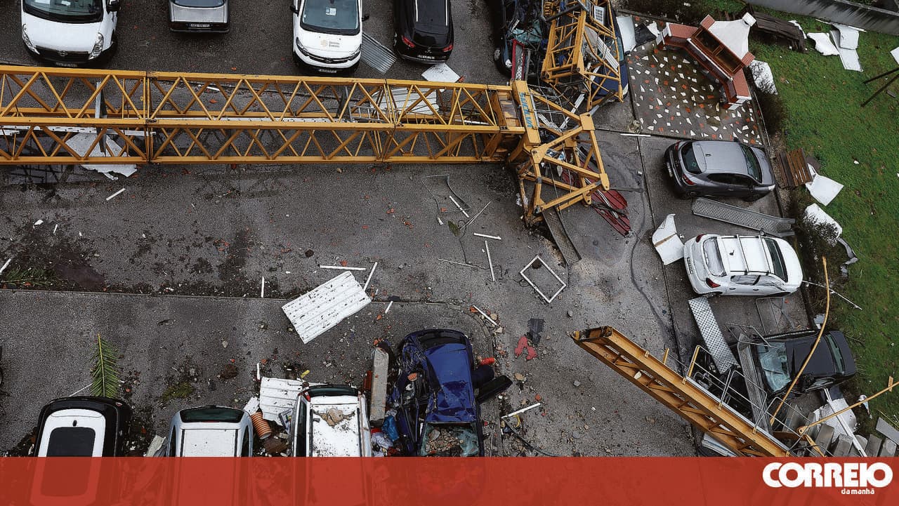 "What will become of me?": Maria Júlia lost her home to storm 'Kristin' and is waiting for government support