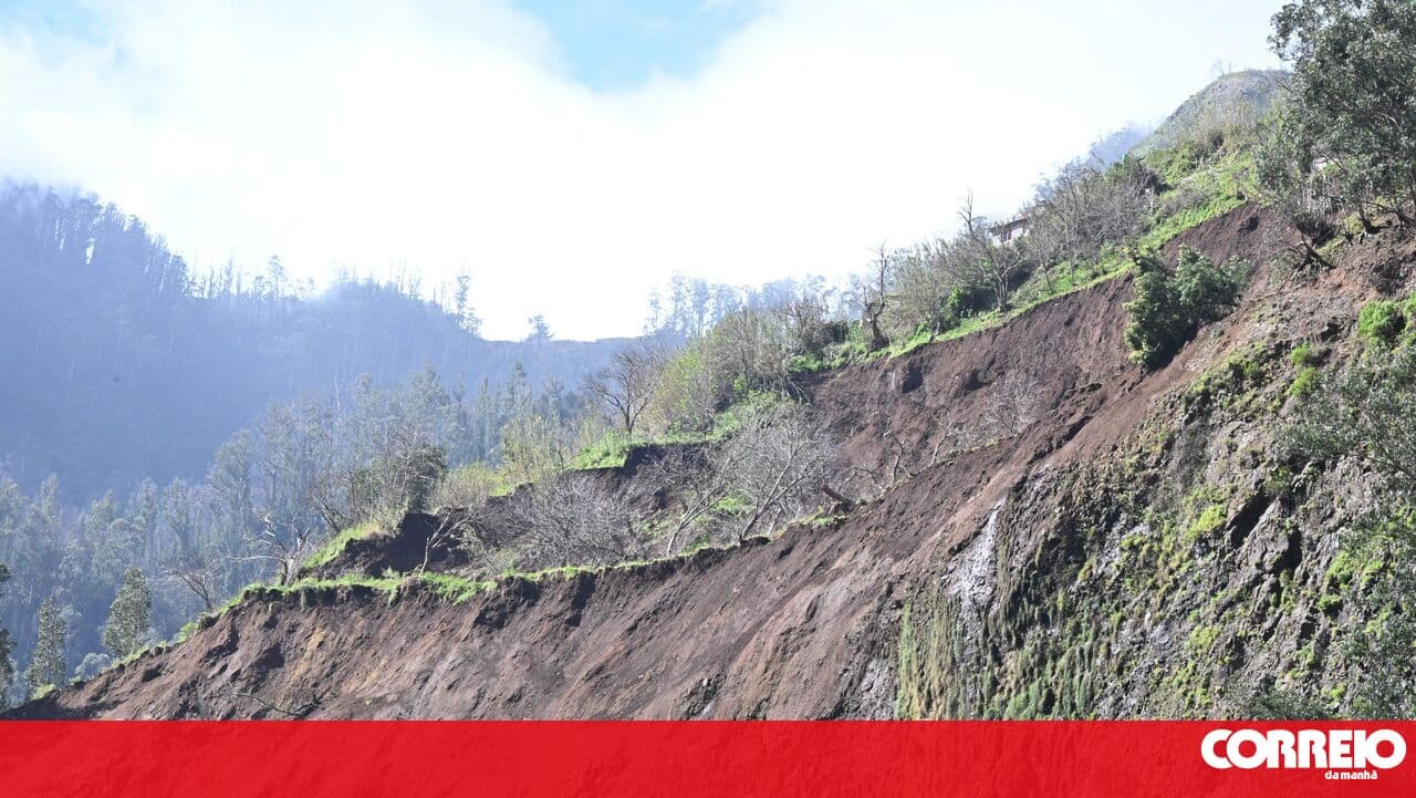 Major landslide near houses on the island of Madeira