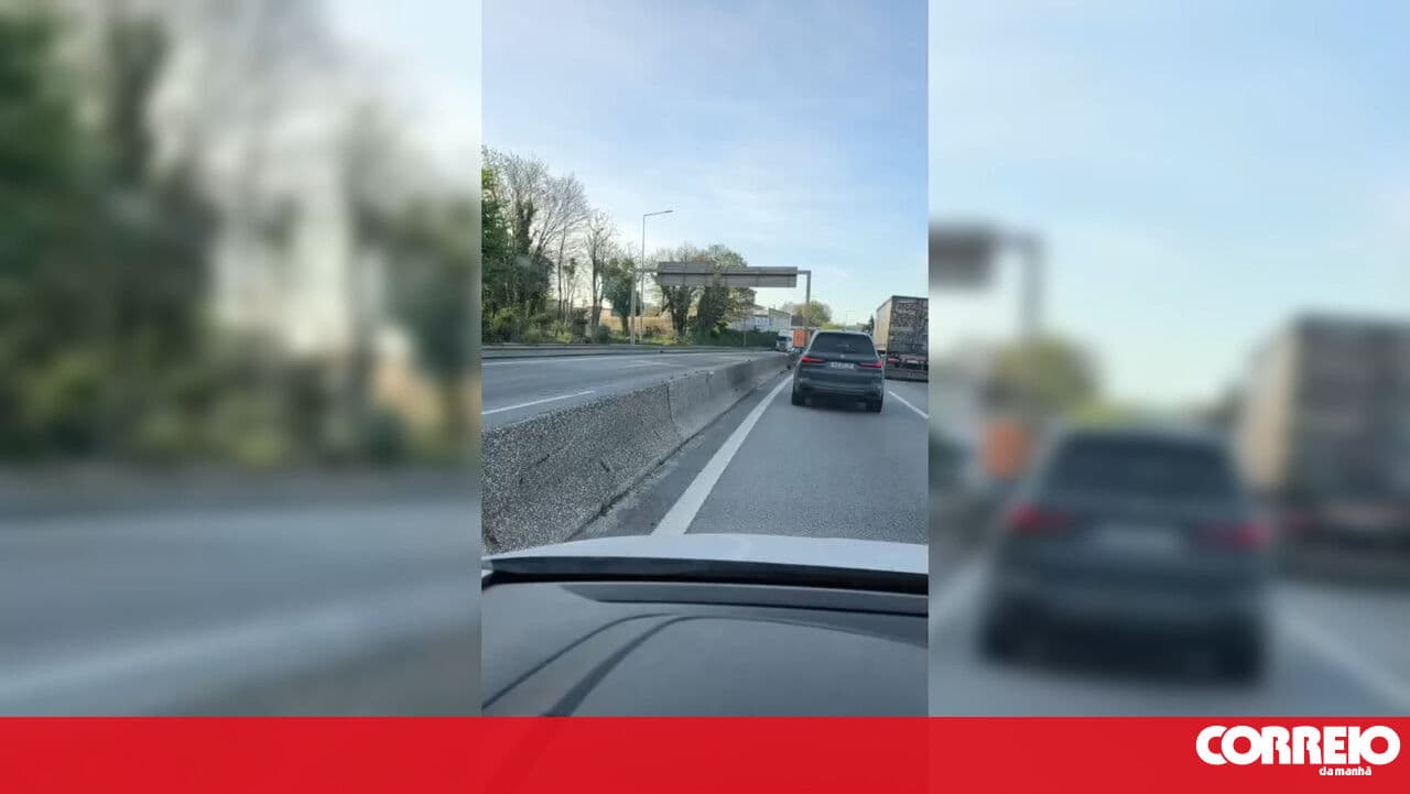 Multi-vehicle pile-up involving a rubbish truck on the A1 affects 12 people in Vila Nova de Gaia