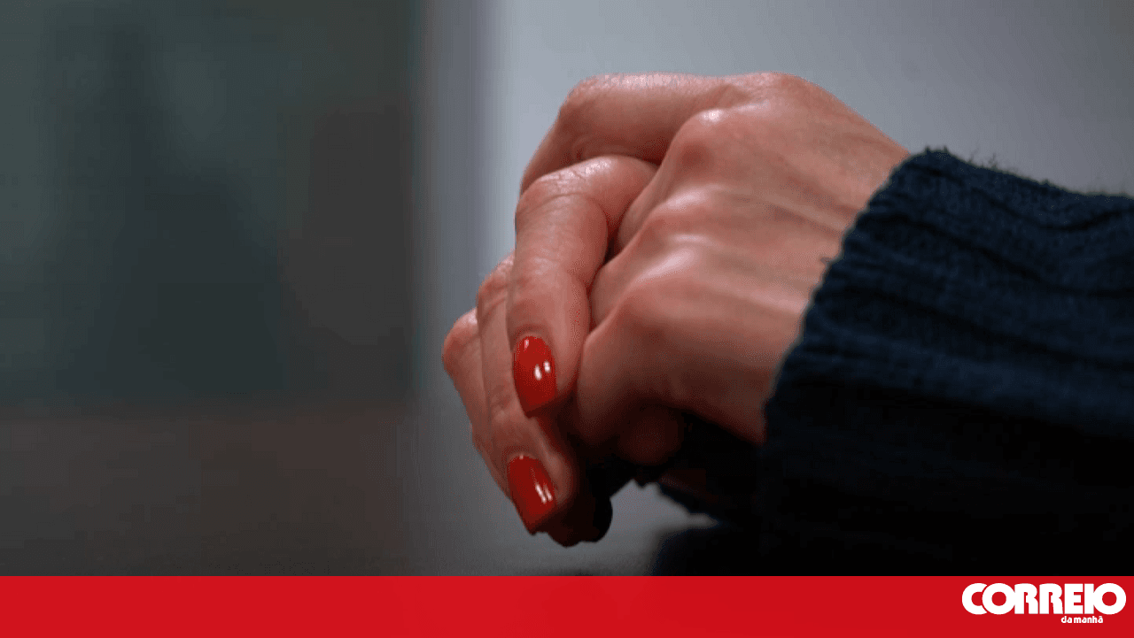 How do you help someone who does not want to be helped?: daughter of man swindled out of thousands of euros says she does not recognise her own father
