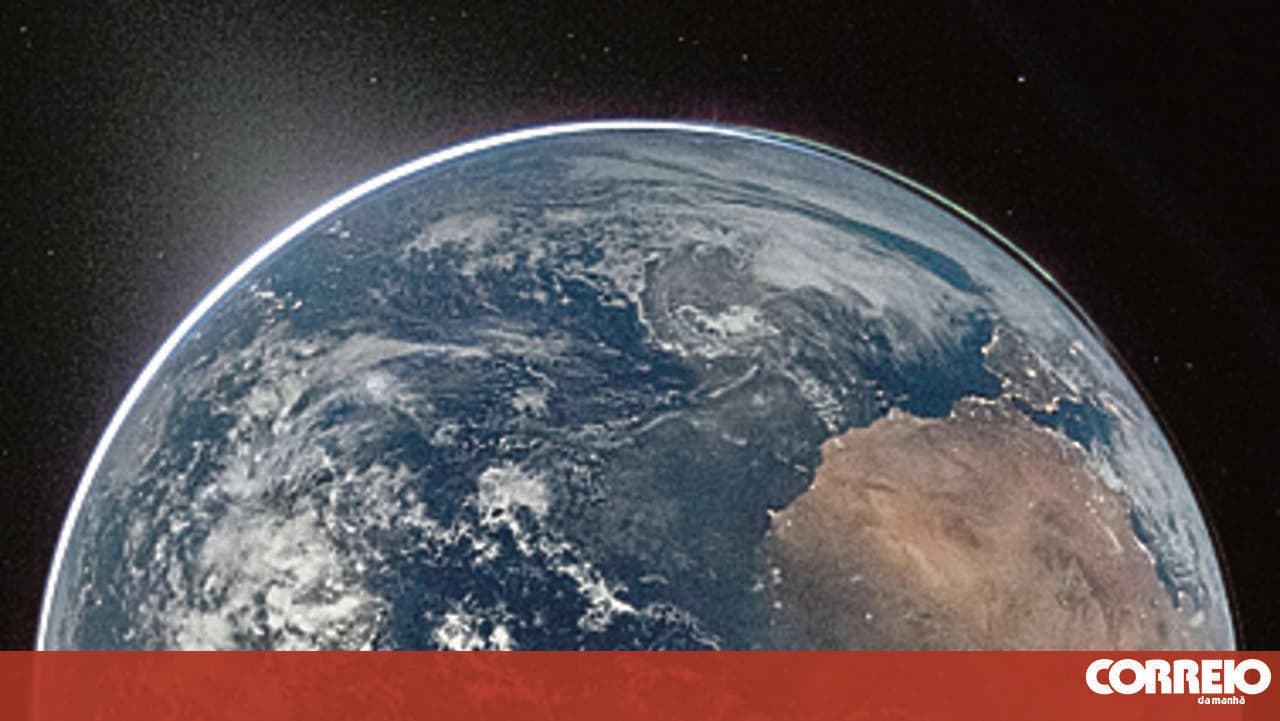 Portugal present in the first photo of Earth