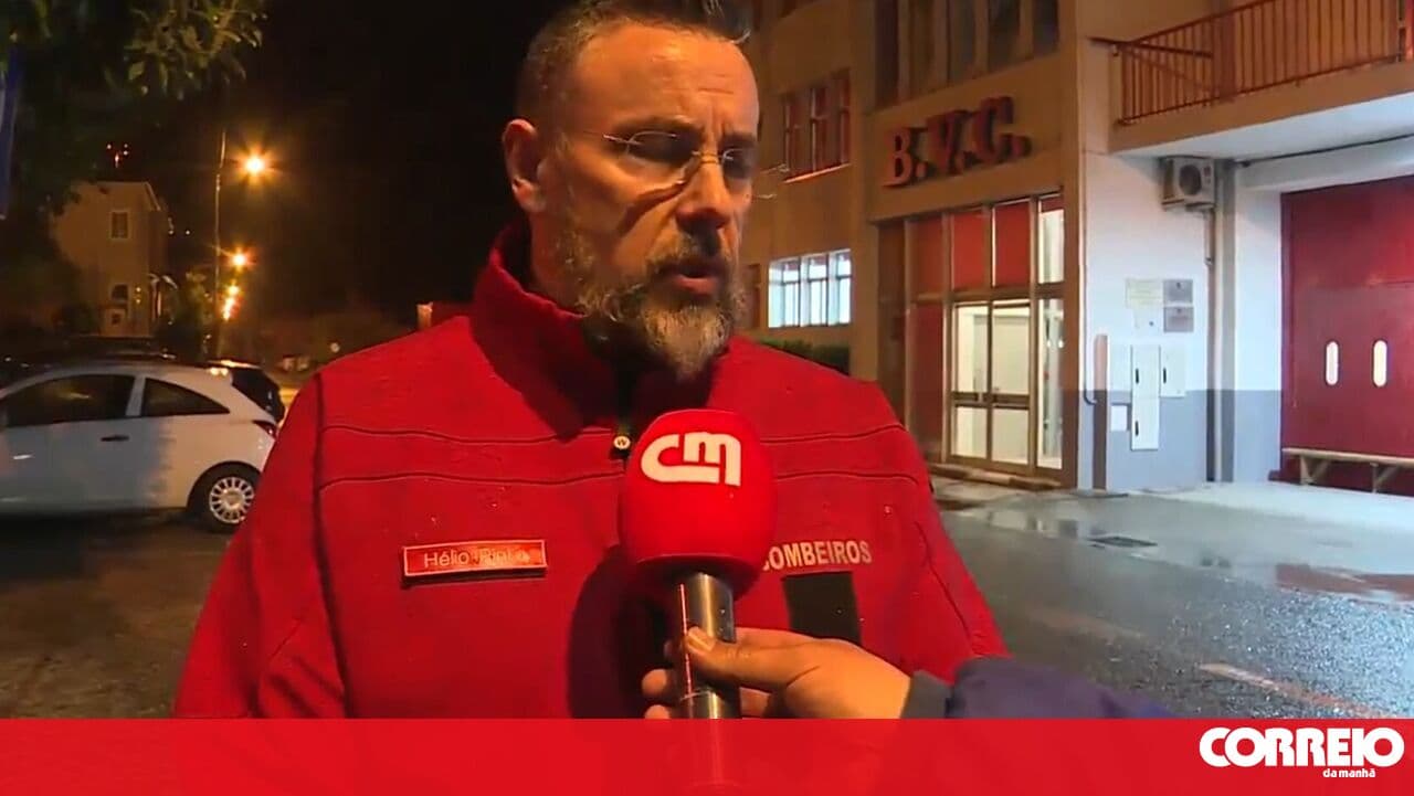 Fifty firefighters from Covilhã protest against a "knife-edge" atmosphere in the corporation