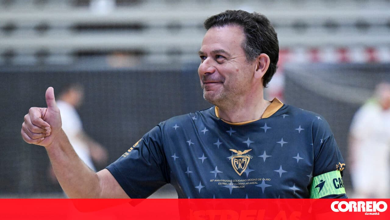 Luís Montenegro captain in charity match