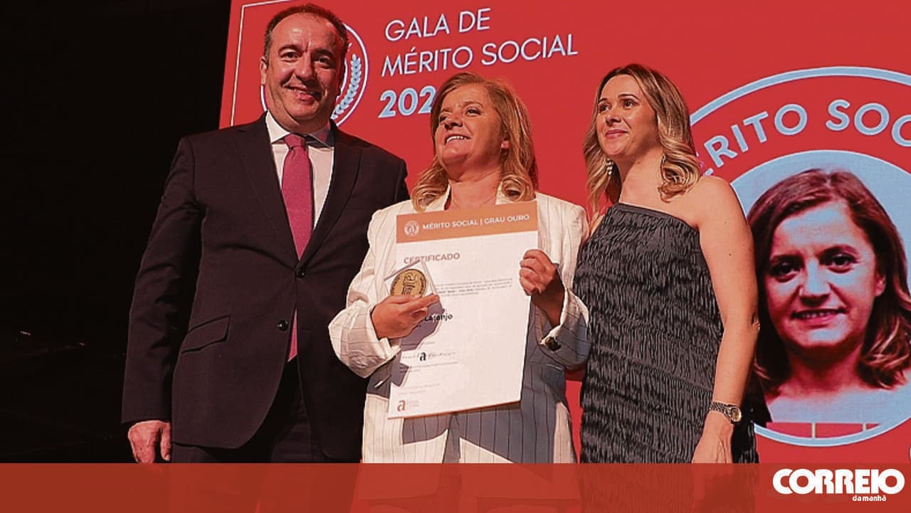 Tânia Laranjo awarded gold medal for Social Merit