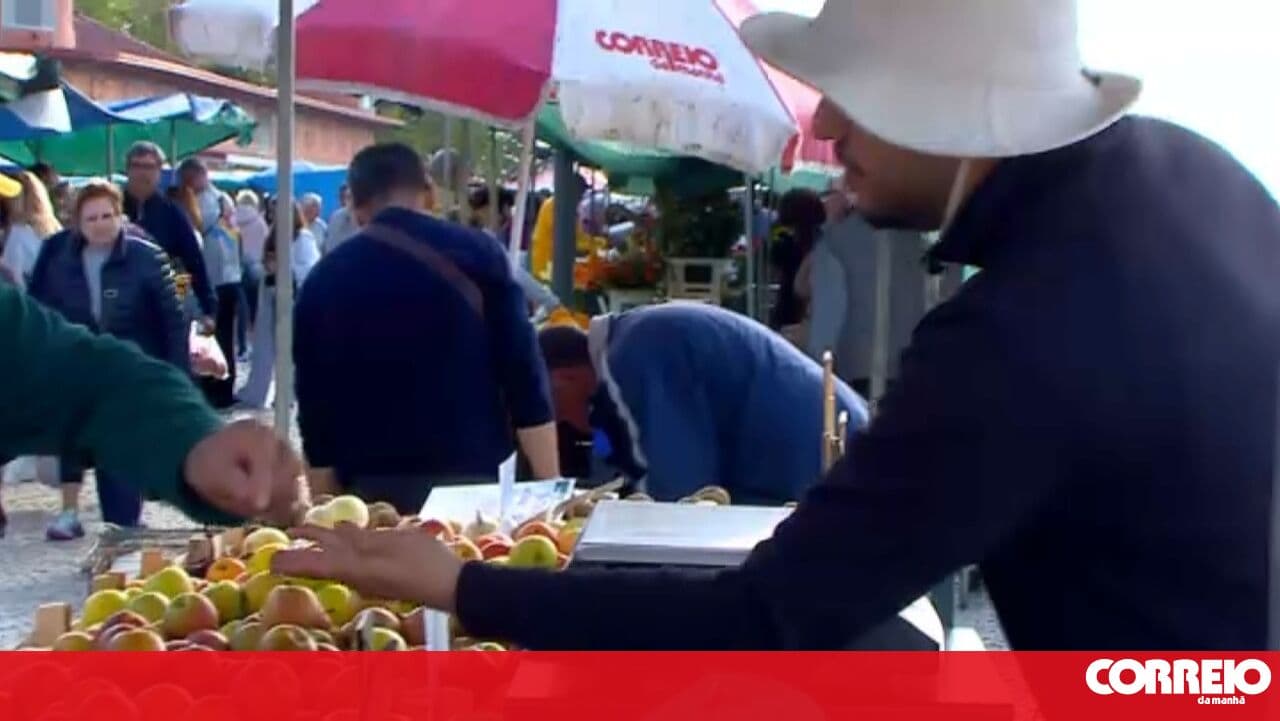 Vendors at Olhão Market say they cannot avoid price hikes due to the conflict in the Middle East