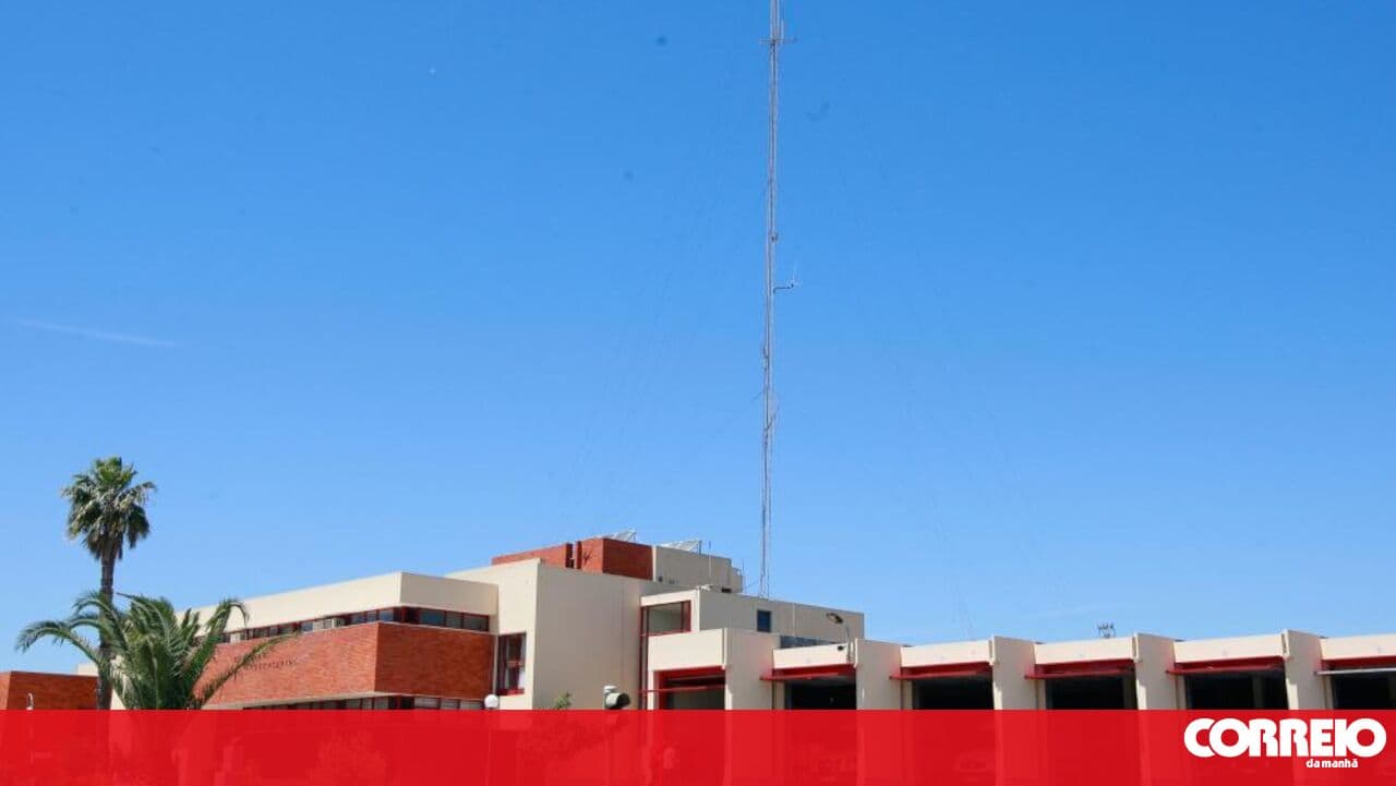 Chemical reaction leads to the evacuation of two company buildings