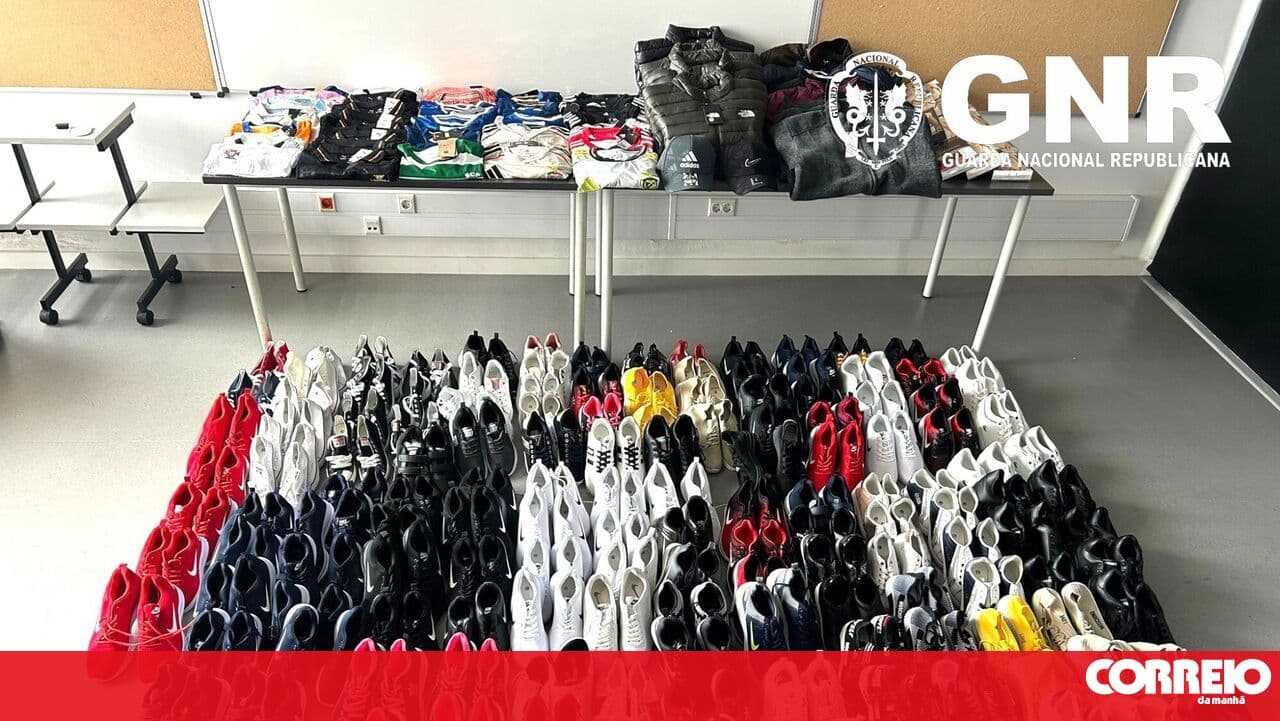 Man caught selling counterfeit products in Paredes