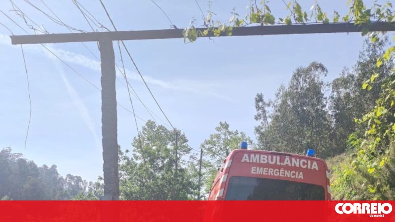 Motorcyclist rescued from trail by Felgueiras Firefighters