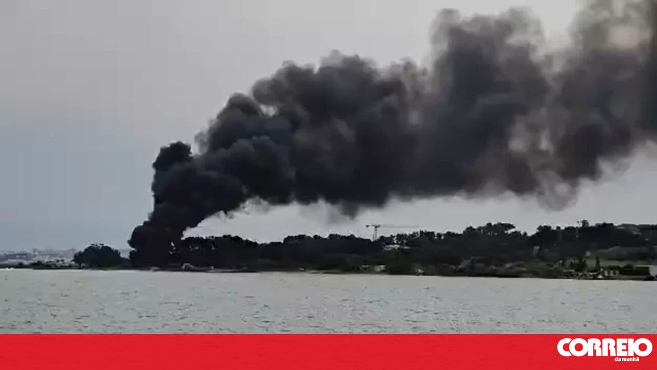 Fire destroys fishing equipment at an oyster farm in Lagos