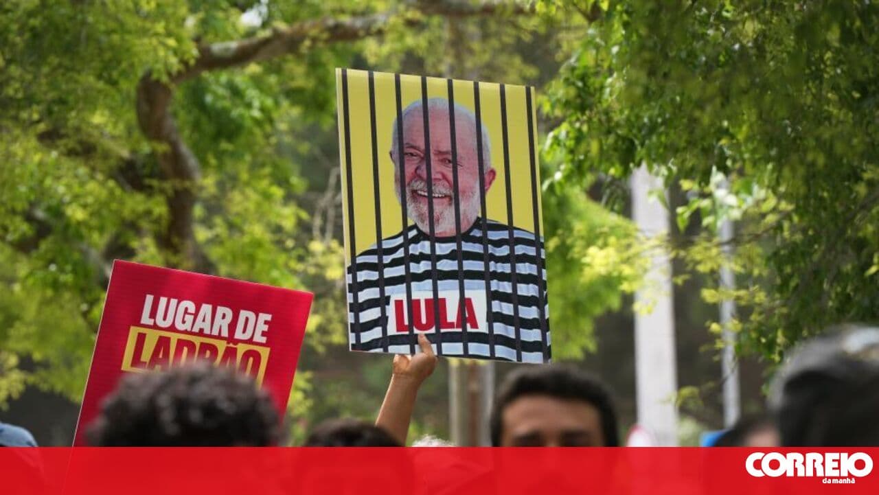 Between ovations and criticism: demonstrations mark Lula da Silva's visit to Portugal