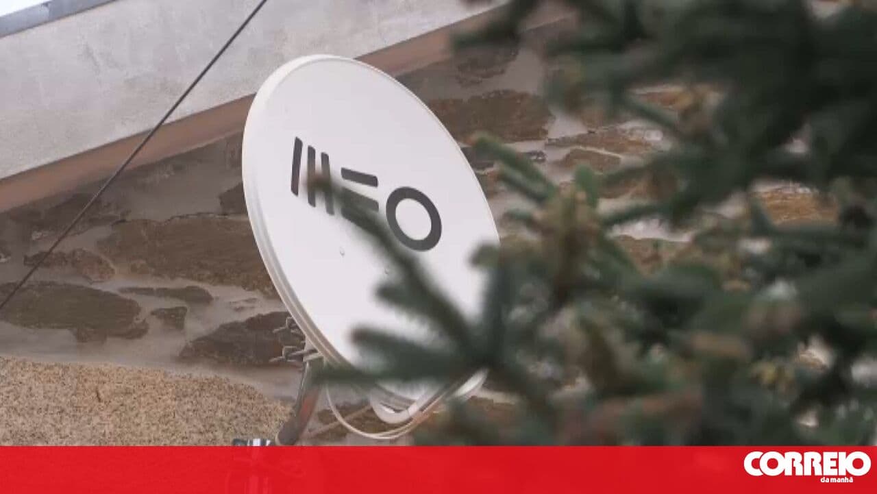 They live in Portugal, but only get Spanish signal. Life for Mazouco residents becomes complicated when they need to call for help