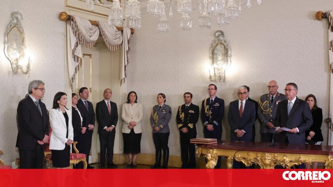 António José Seguro swore in the new representatives of the Republic for the Azores and Madeira