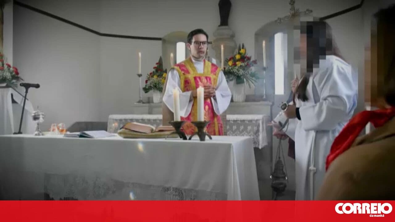 Thieves tie up priest's hands and feet to rob parish house in Vila do Conde