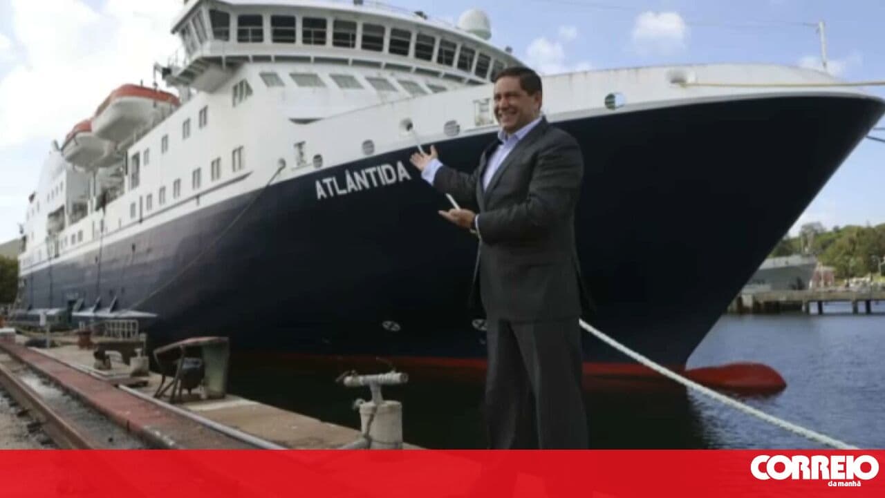 Expenses for the Atlântida ship registered in Malta by a company with no employees managed by Mário Ferreira