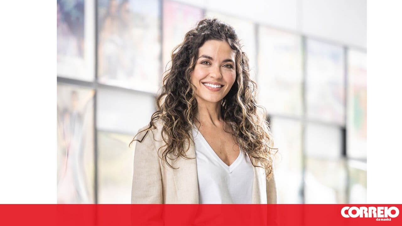 Special! Sara Barradas already knows her new home