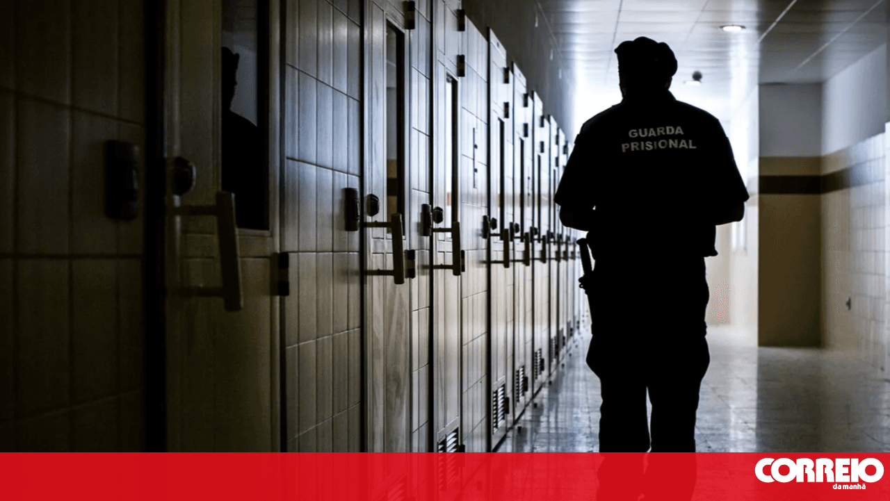 Pre-trial detention for suspect who stabbed man in Viana do Alentejo café