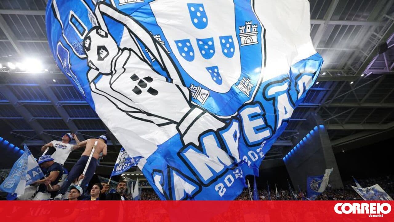 Hundreds of fans celebrated FC Porto's title in Lisbon "just like in the North"