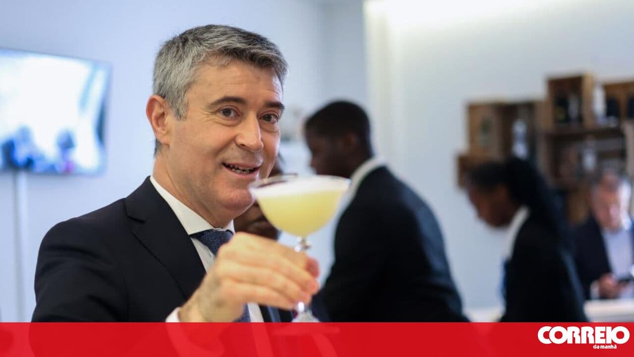 Carneiro considers Chega's insinuation about the Constitutional Court president's departure 'inconceivable'