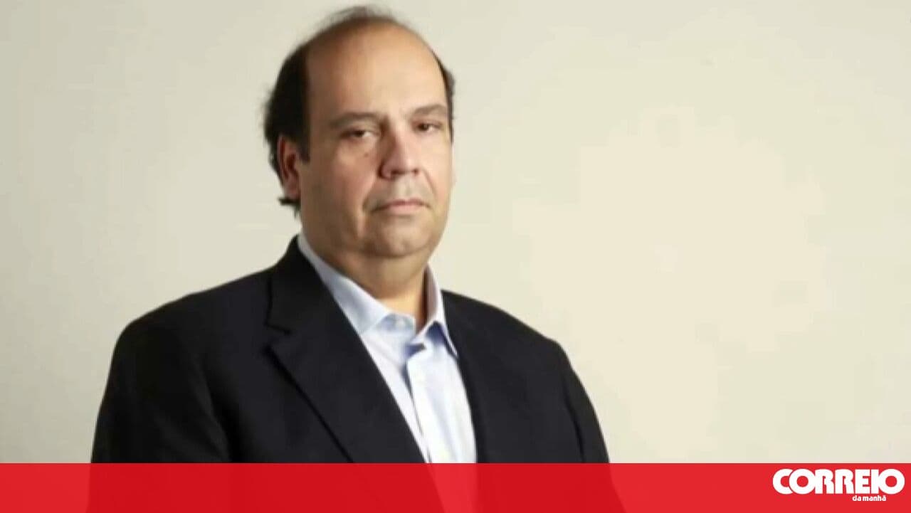 Aide to José Luís Carneiro and wife fake competition