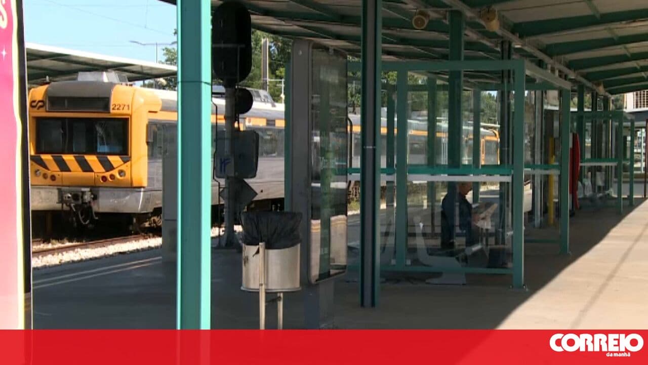 Most train services from Coimbra-B station cancelled due to general strike