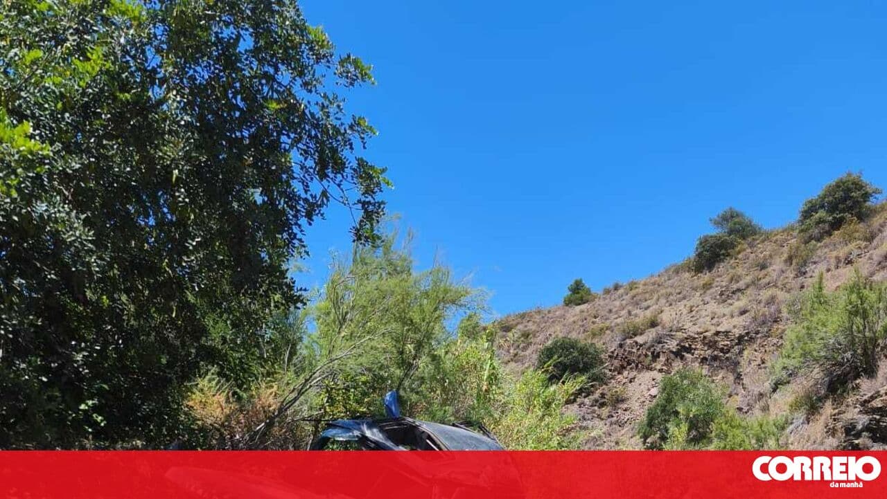One dead and a pregnant woman injured in a car crash on the IC27 in Castro Marim