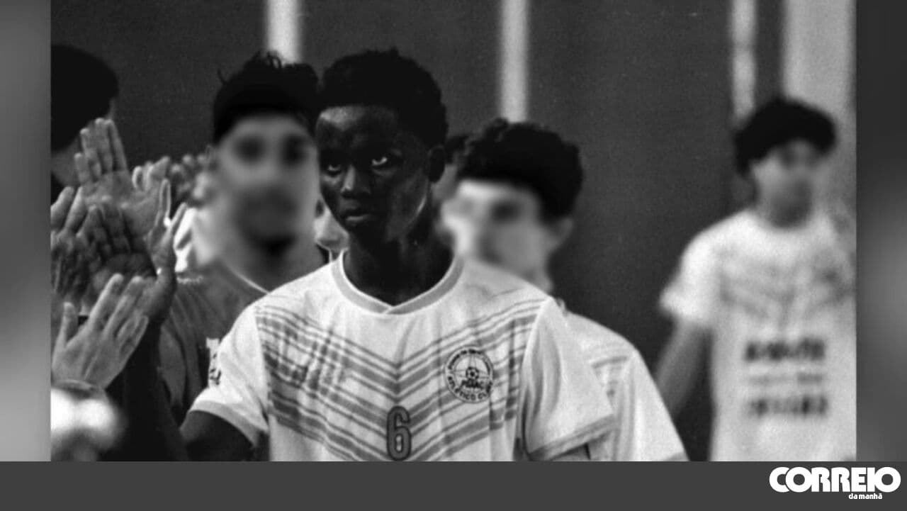 Futsal club van crash leaves one dead and six injured in Mafra