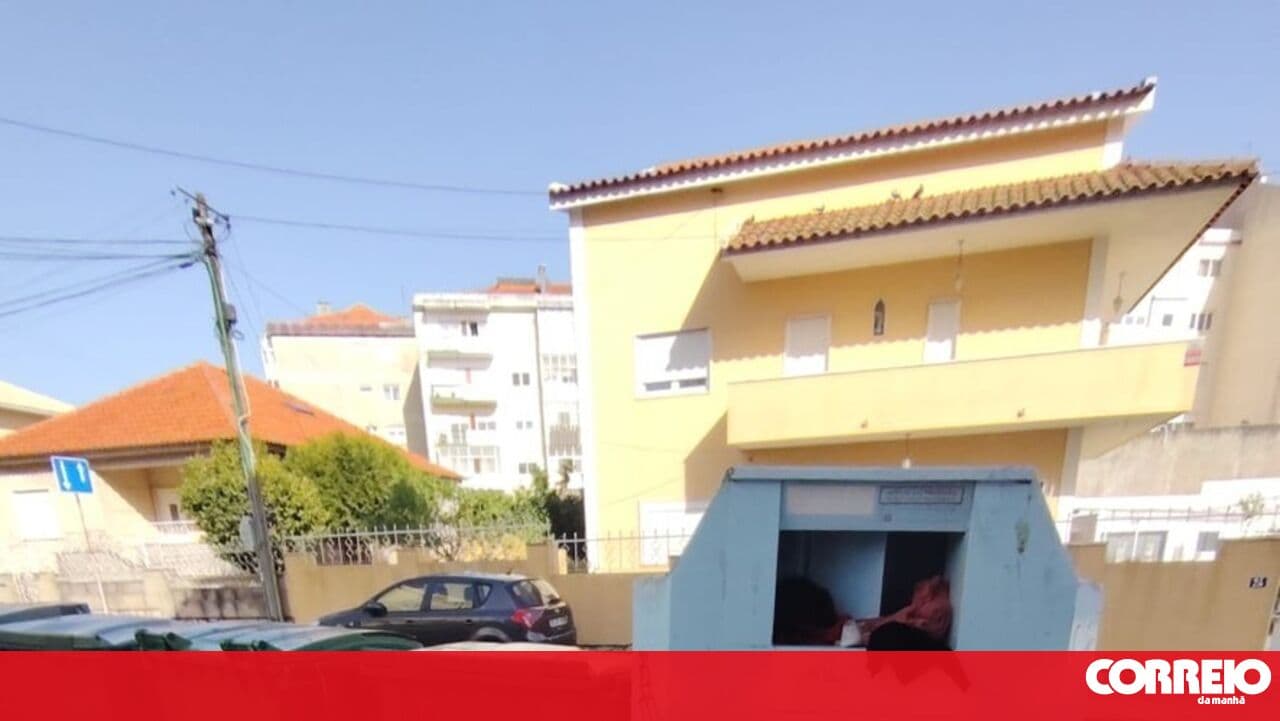 Sintra removes 500 clothing collection bins from the streets