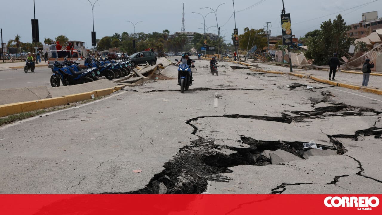 Portuguese mission of 60 members expected to depart for Venezuela today