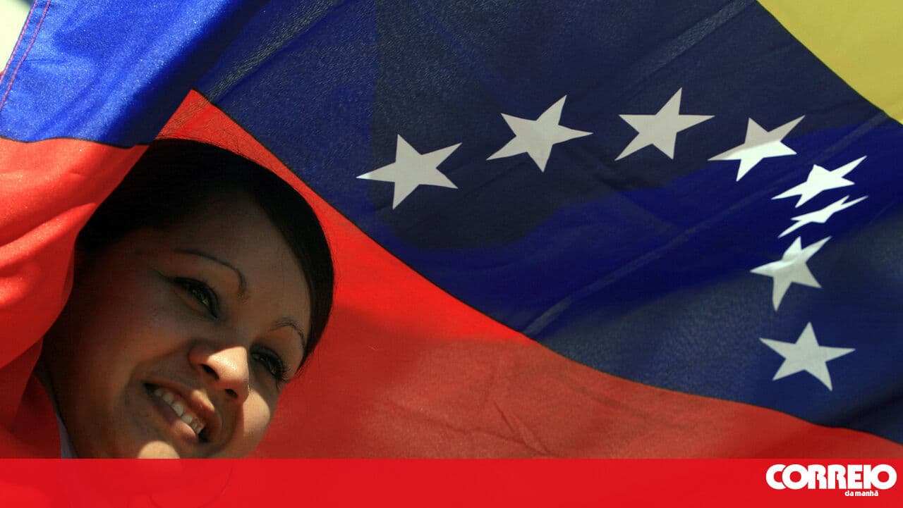"The difficult - but also the most comfortable - part is not being there." How the Venezuelan diaspora is experiencing the tragedy