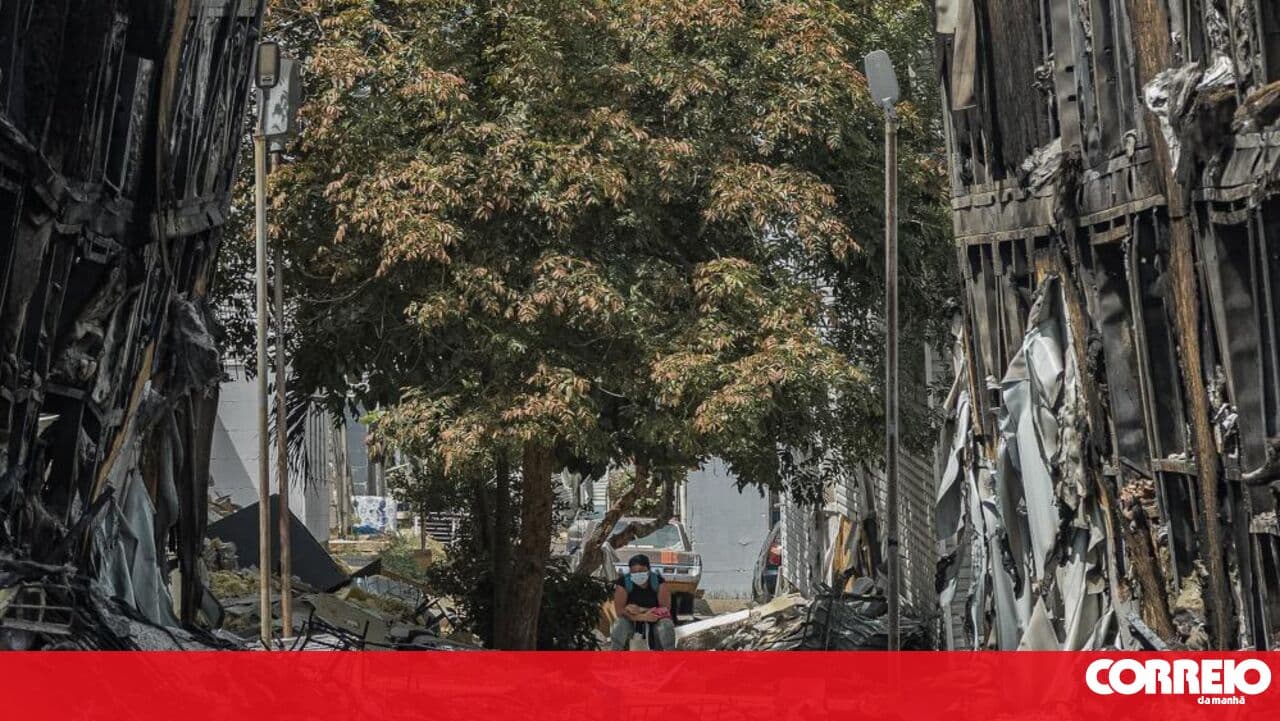 Death toll from earthquakes in Venezuela rises to 4,700